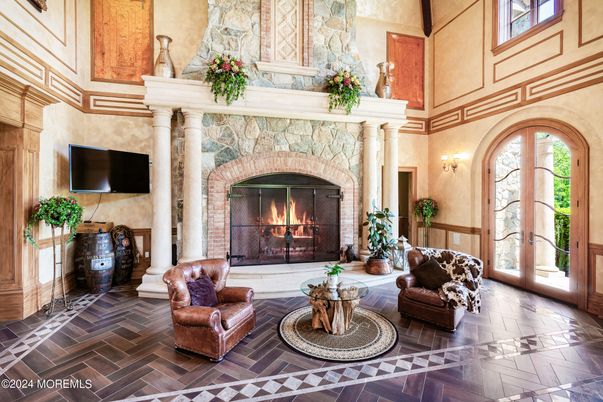 Fireplace, Interior, Living room